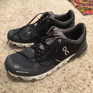 Women’s ON Cloudflyer running shoes